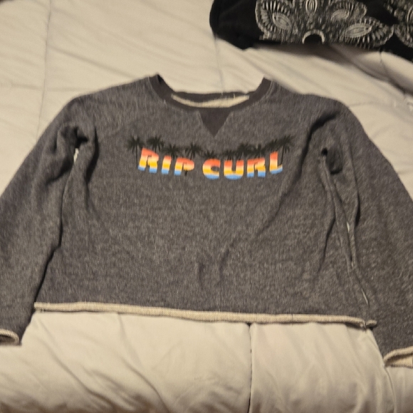 Rip Curl Women's Charcoal Crew Neck Sweater - Picture 1 of 1